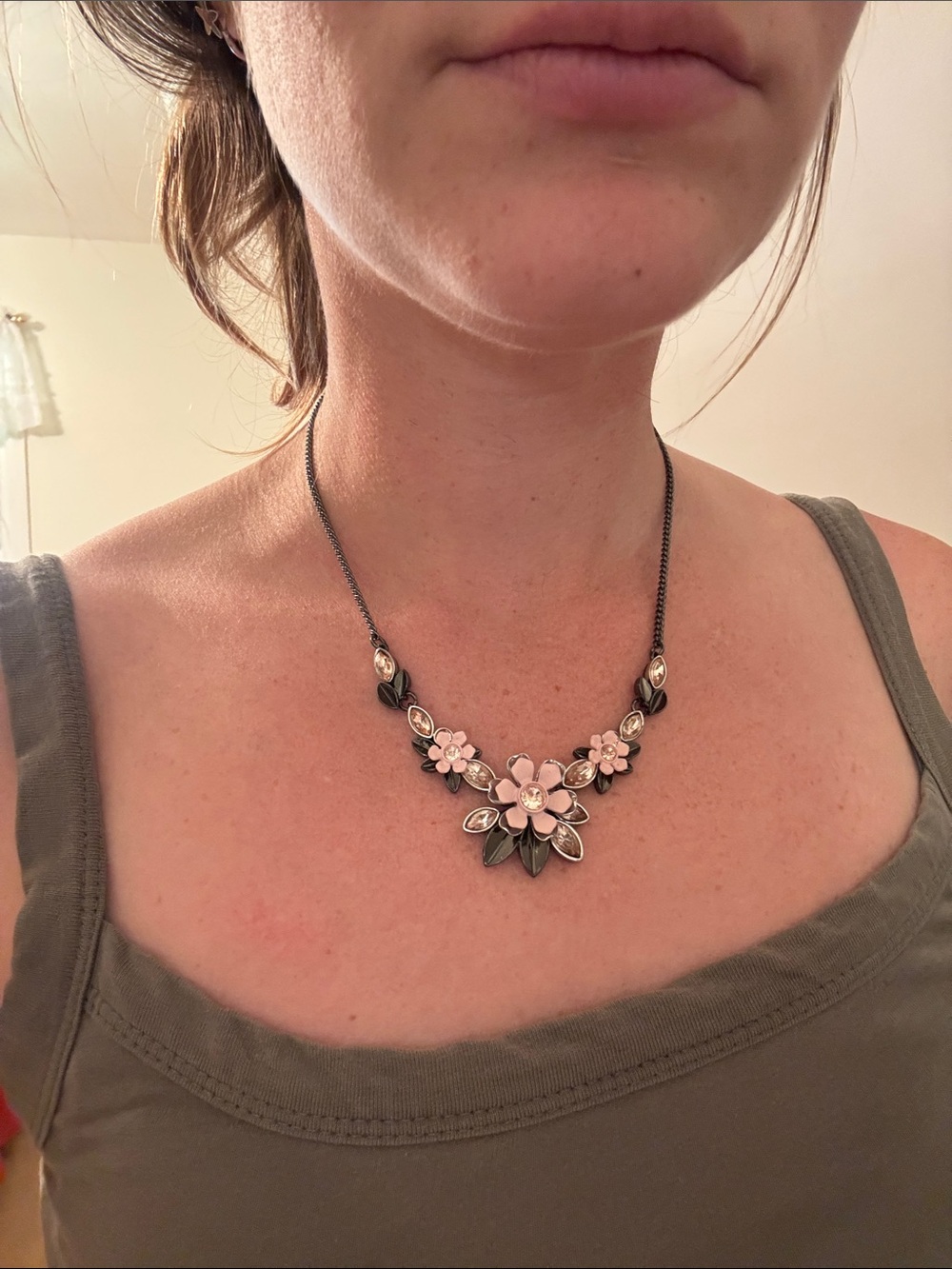 Pink Floral Pendant Necklace - Women Jewelry